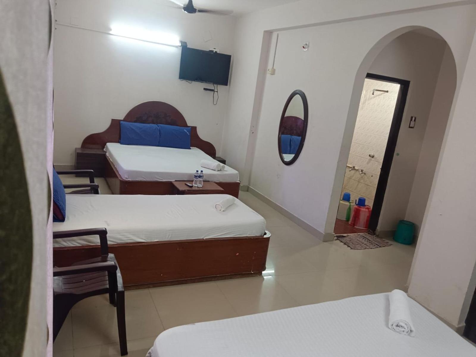 Sree Balaji Hotel - Lodge Kanyakumari Exterior photo